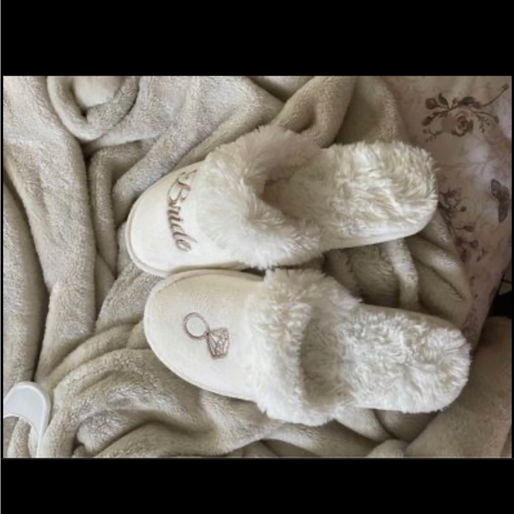 Bridal slippers